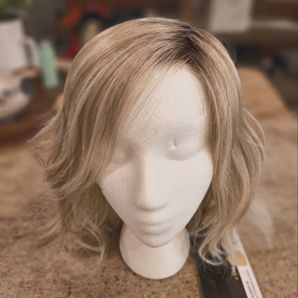 Belle Tress CALIENTE WIG Blonde